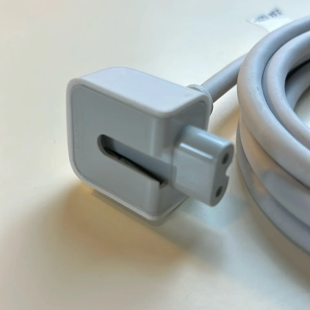 NWOT Apple (Volex) Power Adapter Extension Cable